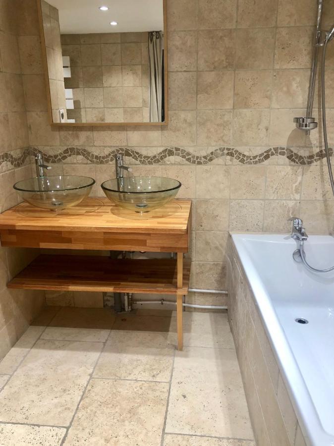 Appartement Magnifique Loft Climatise Buttes Chaumont Parijs