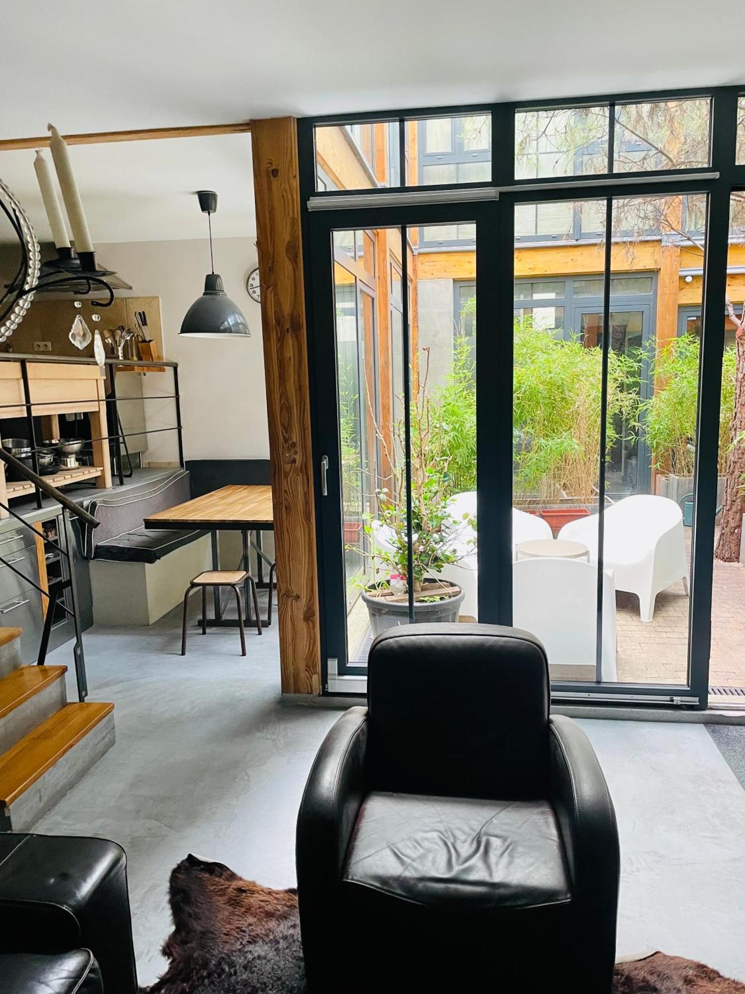 Magnifique Loft Climatise Buttes Chaumont * Parijs